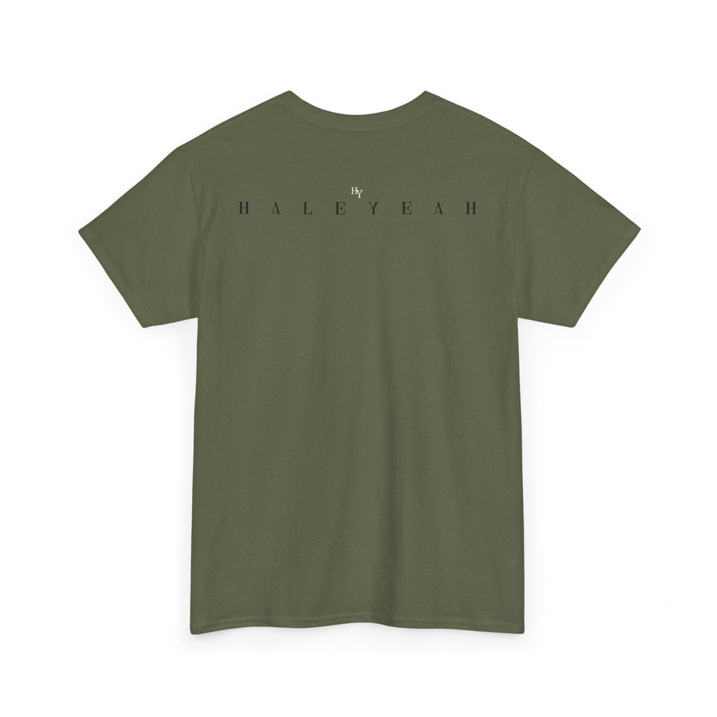 "Coffee makes my day, but Friday makes my week" DOG in café | HY Graphic Tee